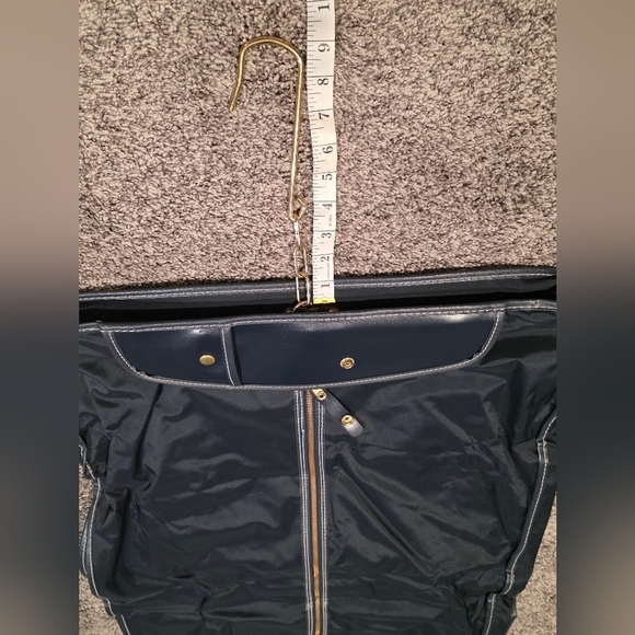 Vintage Verdi Garment Luggage-Over The Shoulder- Softshell - Picture 7 of 12